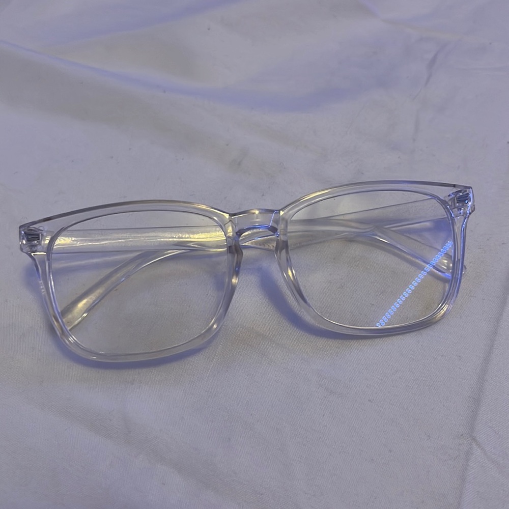 Clear glasses